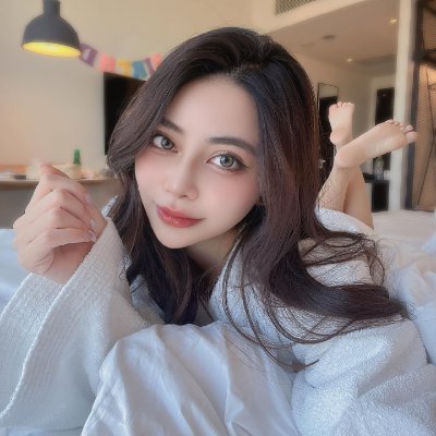 草莓🍓𝓢𝓣𝓡𝓐𝓦𝓑𝓔𝓡𝓡𝓨's profile picture