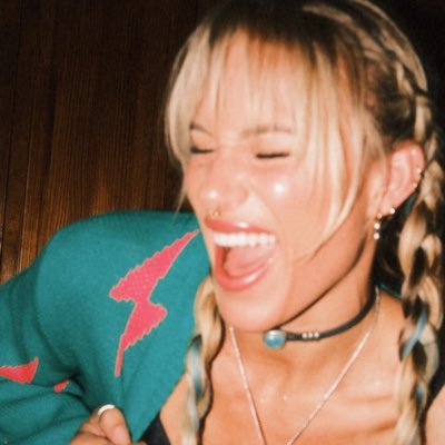 🐬𝒮𝓃𝒶𝓉𝒸𝒽𝒾𝓃𝑔 𝒴𝑜𝓊𝓇 𝒮𝑜𝓁🐬's profile picture