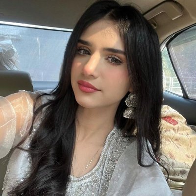 nayaviip's profile picture