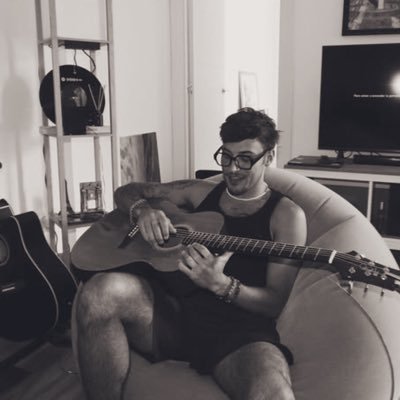 jul's profile picture