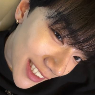 STRONG's profile picture