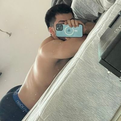 Hombres_xx's profile picture