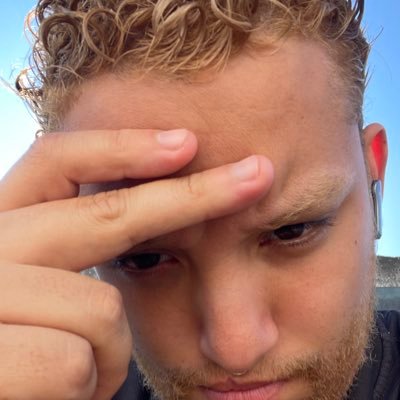 andrey's profile picture