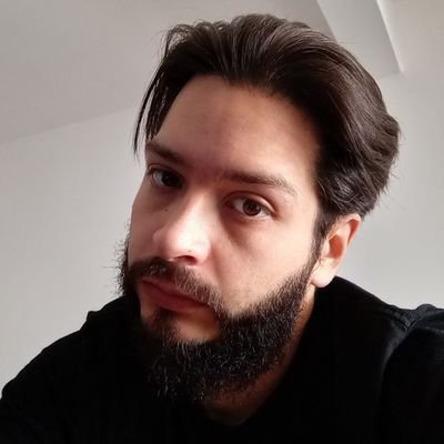 angel 🥀️🌙️⚰️'s profile picture