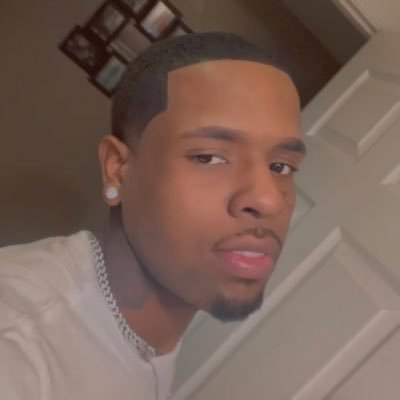 ᎷᏬᏒᏒᎩ ᎷᏬᏒᏒᎩ's profile picture