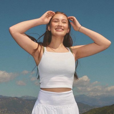 bella's profile picture
