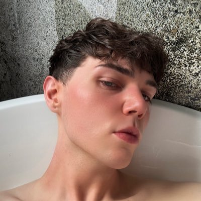 thomas ☆゚.*・。゚'s profile picture