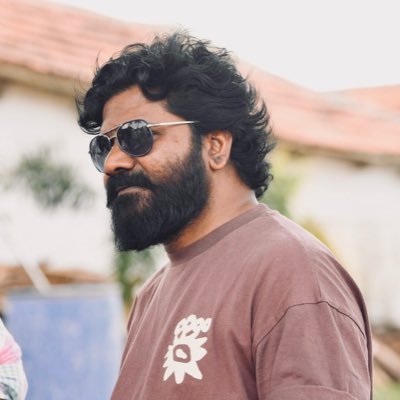 v e n u u d u g u l a's profile picture