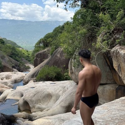 anhthodien17cm's profile picture