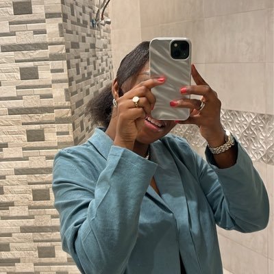 YwshZkrya's profile picture