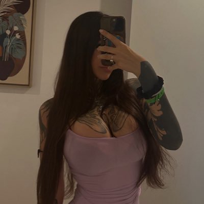 TherealEllys's profile picture