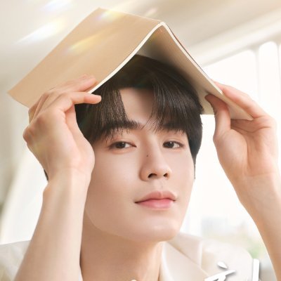 DailyZLH's profile picture