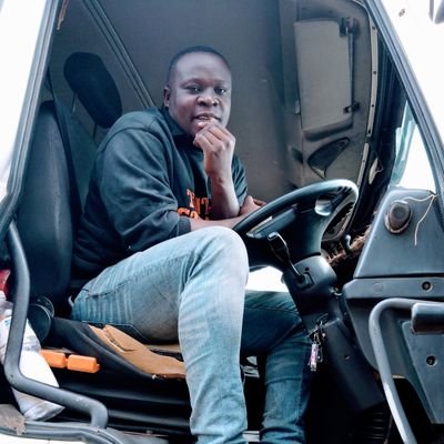 𝐓𝐞𝐚𝐦 𝐓𝐫𝐮𝐜𝐤's profile picture