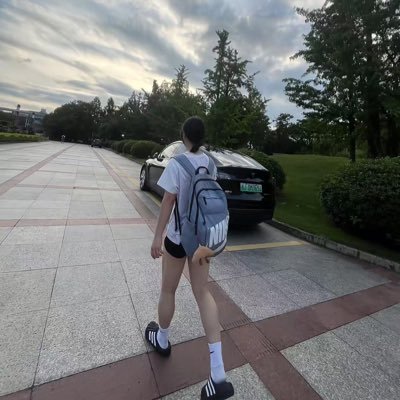 小lulu (田径)'s profile picture