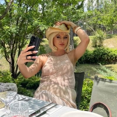 ᎮᎥᎮᏋᏒ ᎮᏋᏒᏒᎥ's profile picture