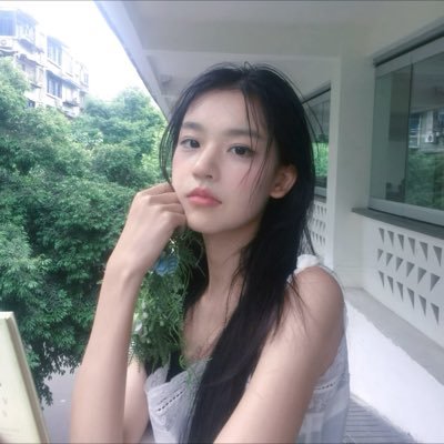 xiaoyuanOVO121's profile picture
