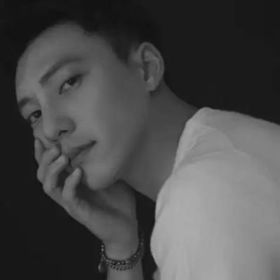 LArge_lwt1t's profile picture