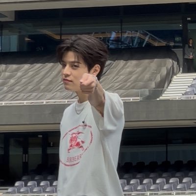 cj 💫's profile picture