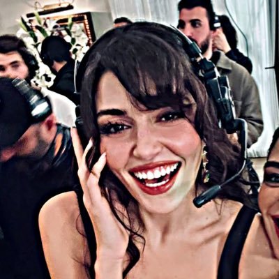 𝐻𝑒𝓁𝒾𝓃's profile picture