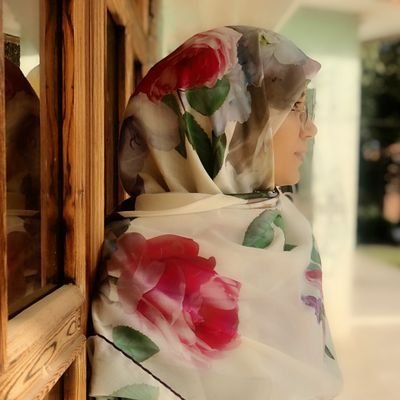 اسما کرمی's profile picture