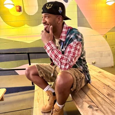 𝓑𝓲𝓰 𝓚𝓲𝓷𝓰 👑's profile picture