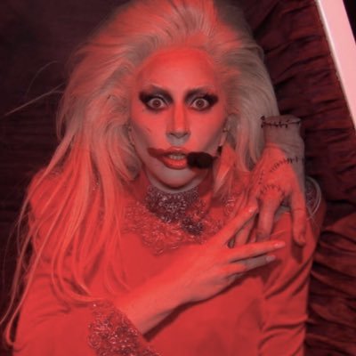 mads !'s profile picture