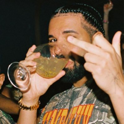 Drake's profile picture