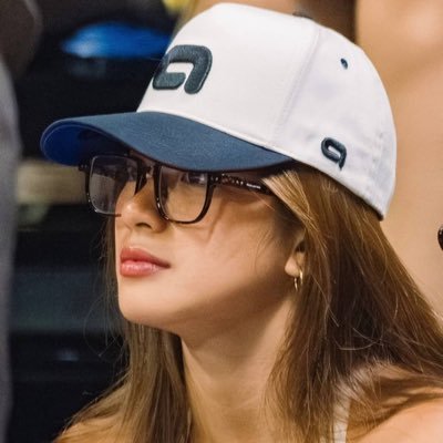 rae.'s profile picture