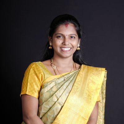Thenmozhi Prasanna (தேன்மொழி)'s profile picture