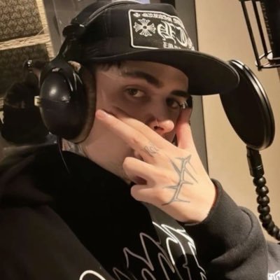 benja ☽'s profile picture