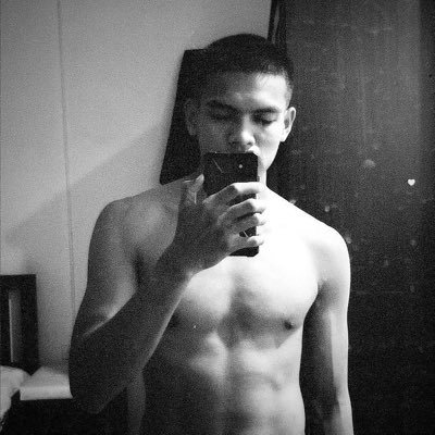 🄸 🄽 🄾 🄽's profile picture