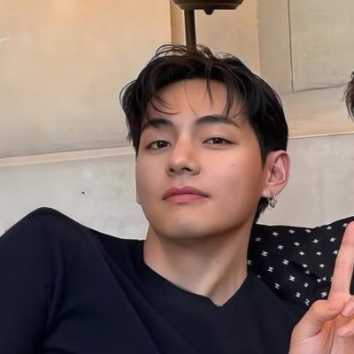 taehyꪜng's profile picture