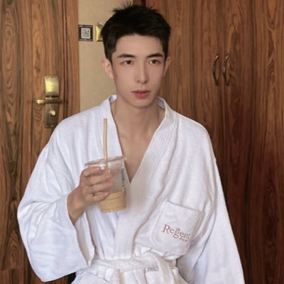 pengwan85720206's profile picture