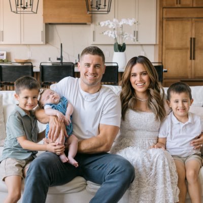 Derek Watt's profile picture