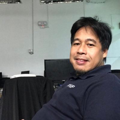 Kuya Santi's profile picture