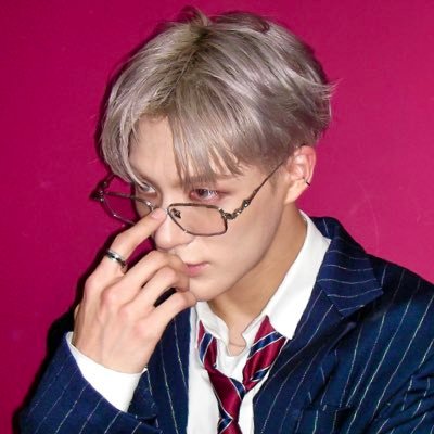𝑳's profile picture