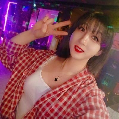 siasulove's profile picture