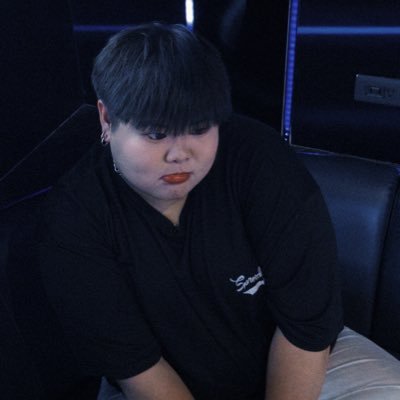 Feng🐷's profile picture