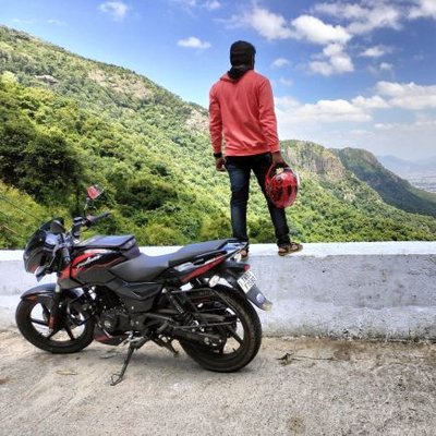 தளபதி யோகேஷ் ❤'s profile picture