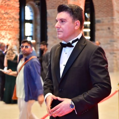 Av Selahattin PAR's profile picture