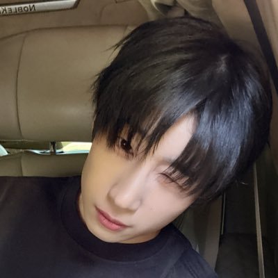 우야 (wooya)'s profile picture