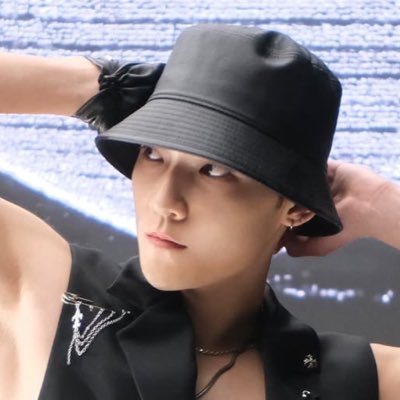 ⋆⁺₊⋆ ☾⋆⁺₊⋆'s profile picture