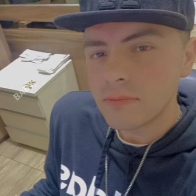 GOITEA LE TIRO UN CAÑO A DEPAY's profile picture