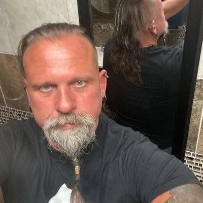 Anthonytud6386's profile picture