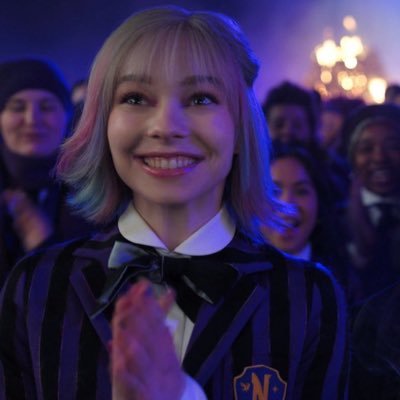 sapphicsource's profile picture