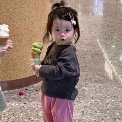 A_N_T_O_22's profile picture