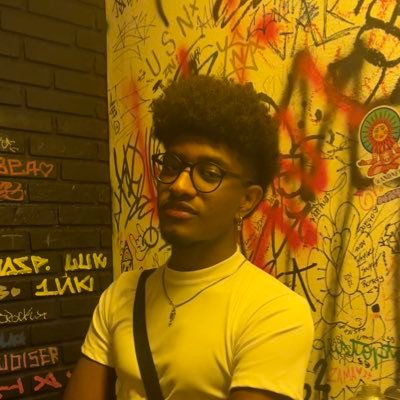 wes 方妩柳's profile picture