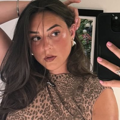 bella ୨୧'s profile picture