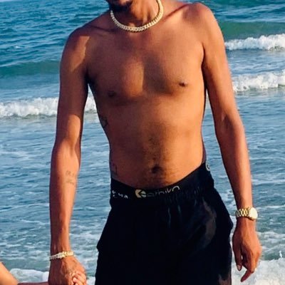 BIG DICK HANDSOME 😎's profile picture