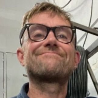 ashestomarss's profile picture